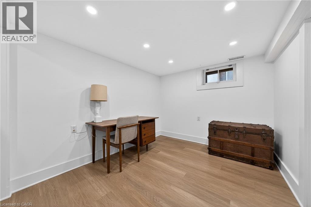 282 PARK Street, Kitchener, Ontario, N2G1N1 — Photo 36