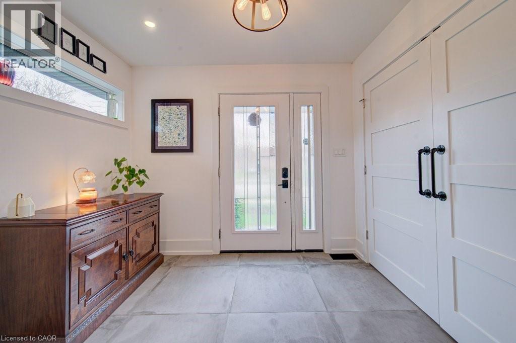 1486 AUGUSTINE Drive, Burlington, Ontario, L7P2N2 — Photo 11