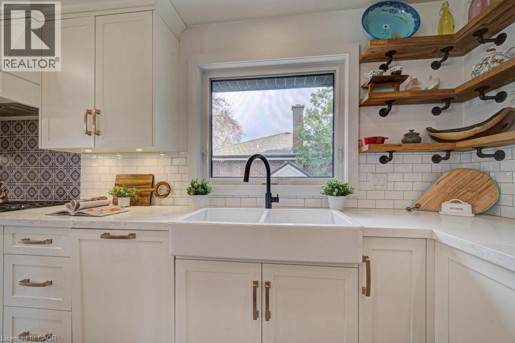 1486 AUGUSTINE Drive, Burlington, Ontario, L7P2N2 — Photo 18