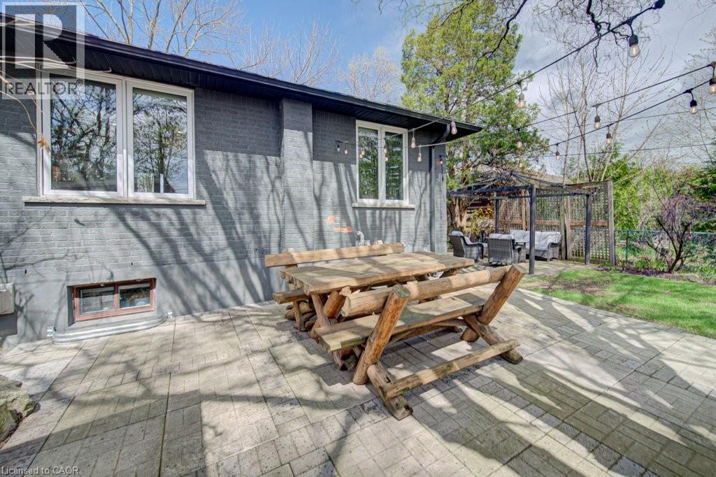 1486 AUGUSTINE Drive, Burlington, Ontario, L7P2N2 — Photo 47