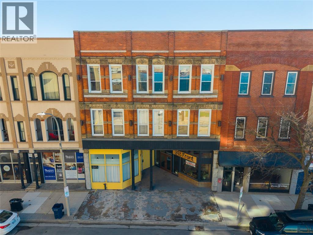 148 FRONT STREET North Unit# LOWER, Sarnia, Ontario, N7T5S3 — Photo 2