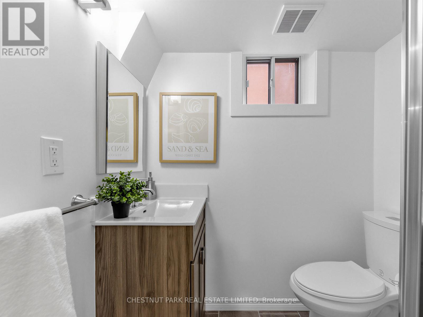 27 AMHERST AVENUE, Toronto (Oakwood Village), Ontario, M6E1Z2 — Photo 22