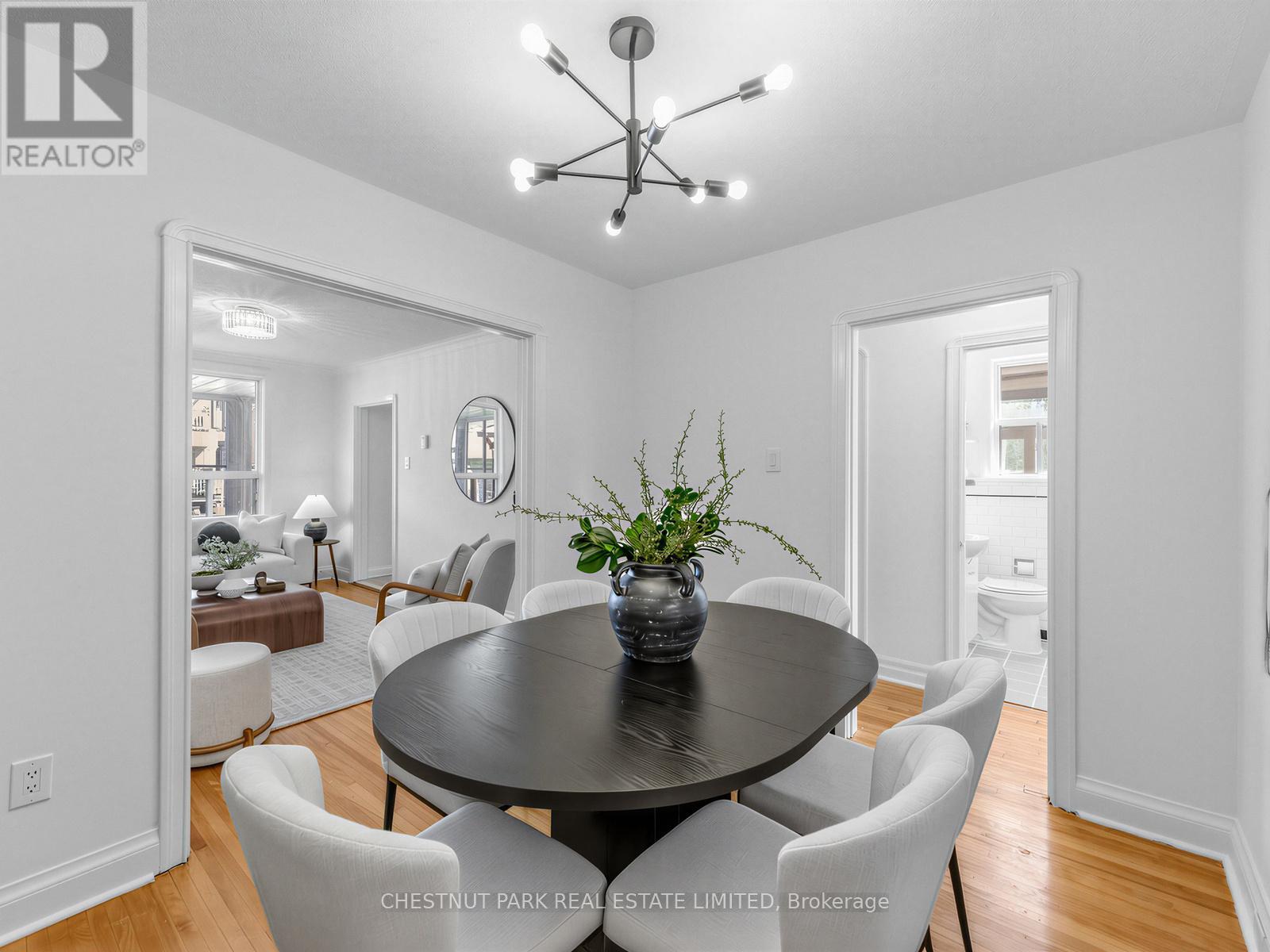 27 AMHERST AVENUE, Toronto (Oakwood Village), Ontario, M6E1Z2 — Photo 5