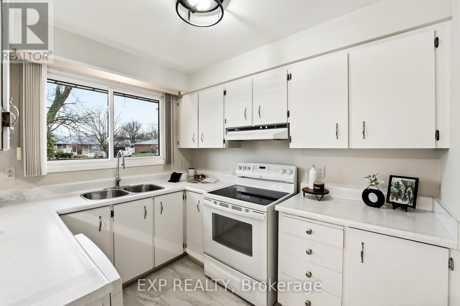 370 HILLCROFT STREET, Oshawa (O'Neill), Ontario, L1G2M2 — Photo 18