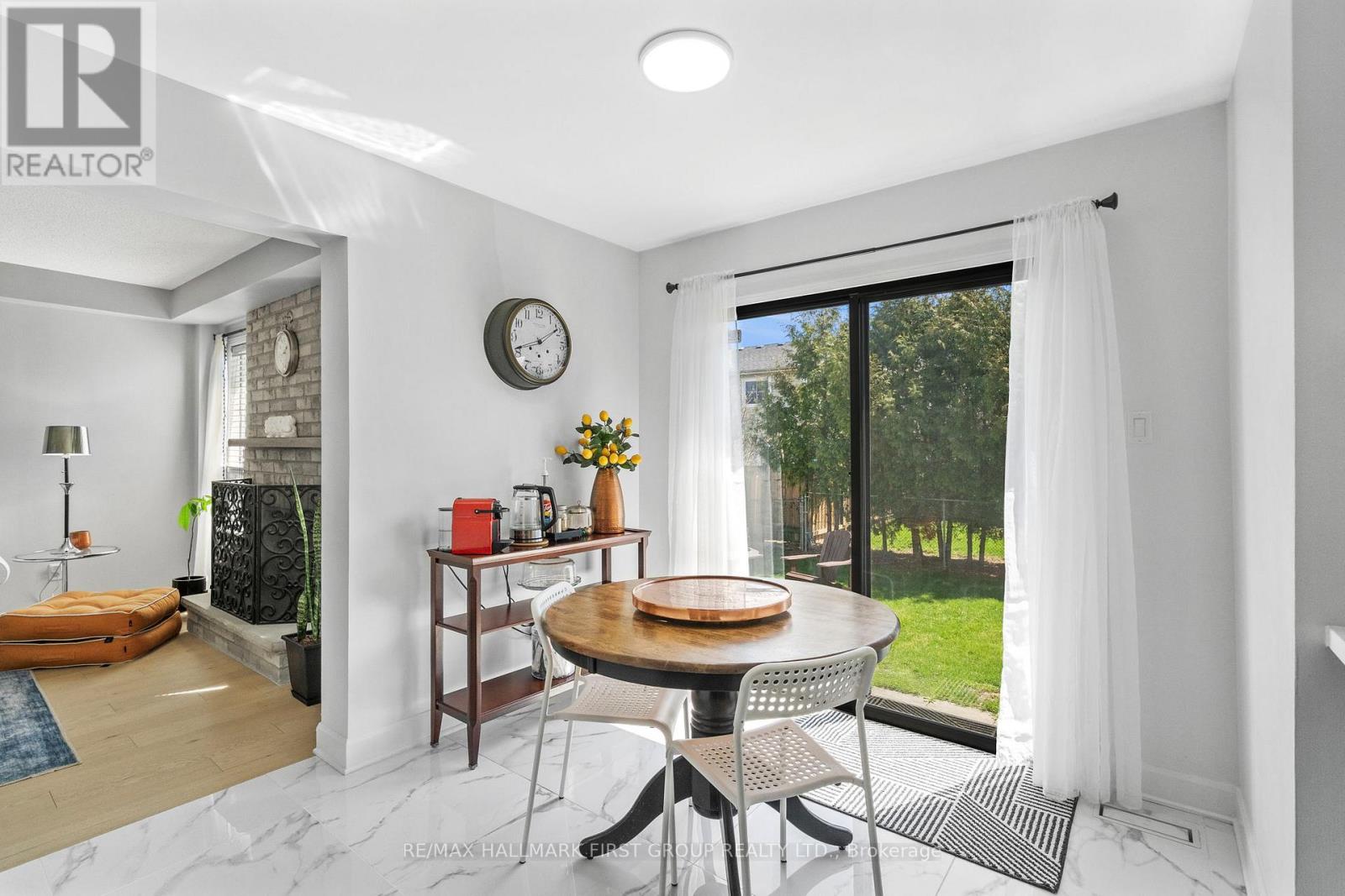 1321 ANTON SQUARE, Pickering (Liverpool), Ontario, L1V5S7 — Photo 5