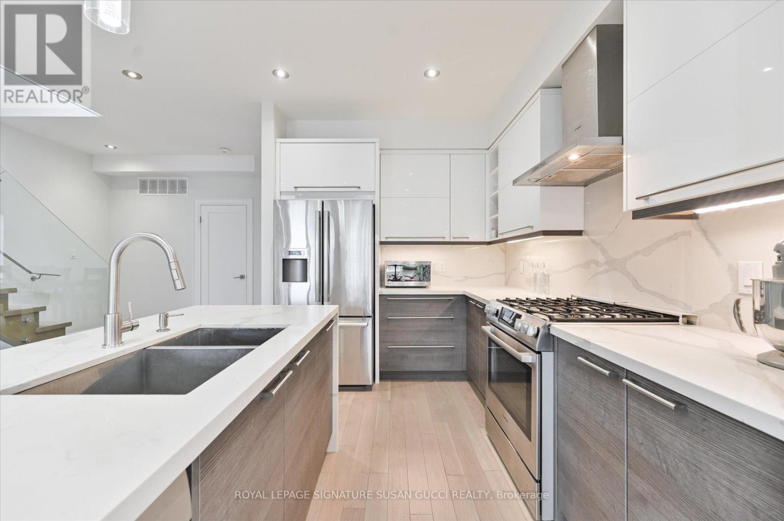 69 HOLMSTEAD AVENUE, Toronto (O'Connor-Parkview), Ontario, M4B1T3 — Photo 16