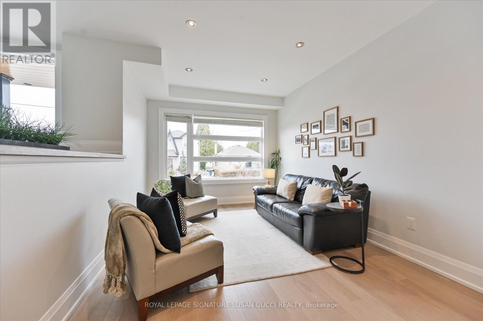 69 HOLMSTEAD AVENUE, Toronto (O'Connor-Parkview), Ontario, M4B1T3 — Photo 6