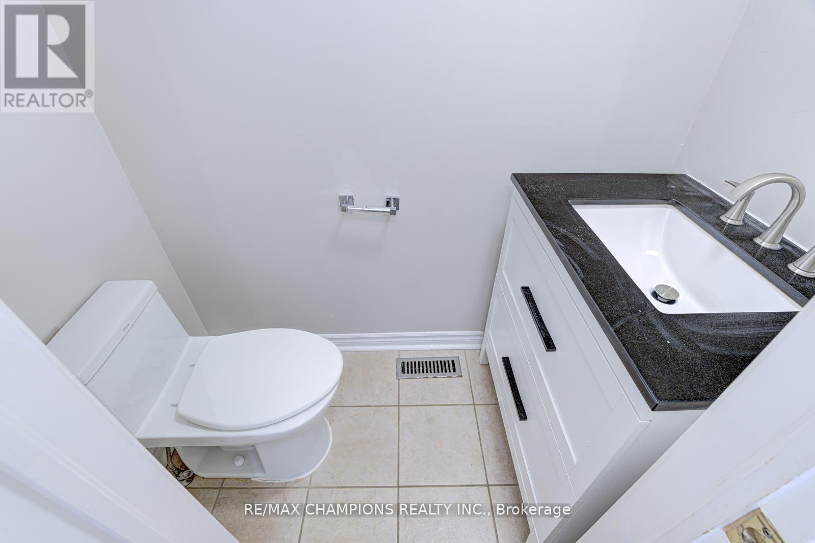 20 BELL STREET, Barrie (Ardagh), Ontario, L4N0J2 — Photo 16