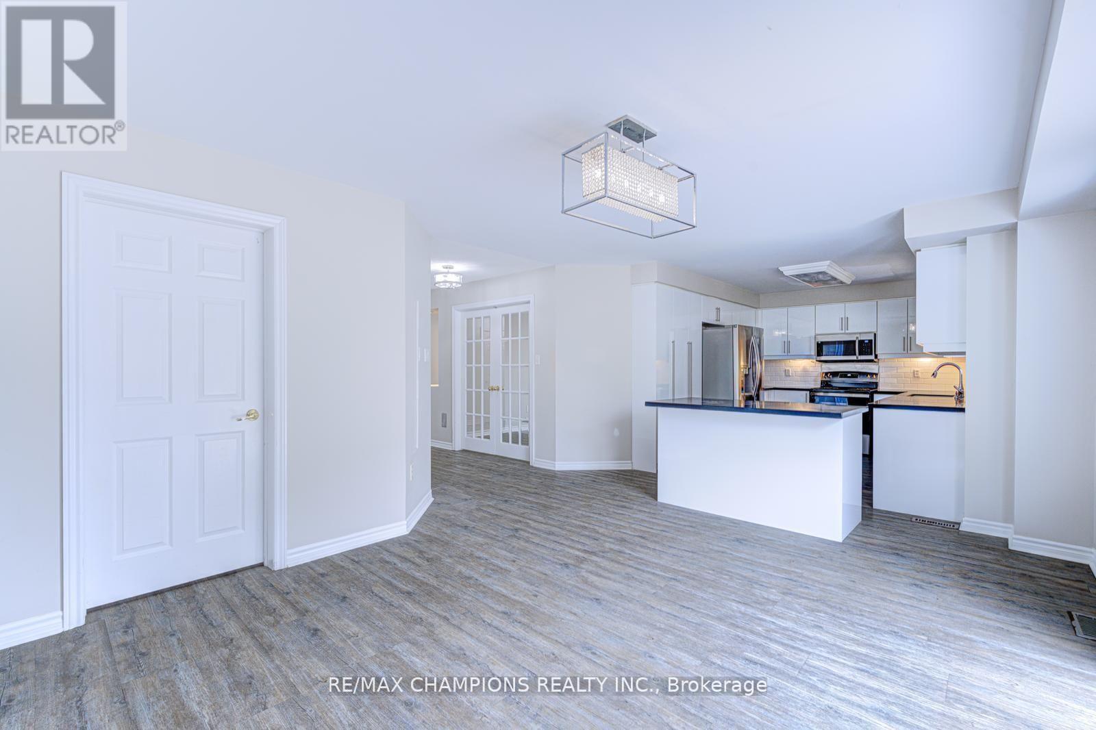 20 BELL STREET, Barrie (Ardagh), Ontario, L4N0J2 — Photo 17