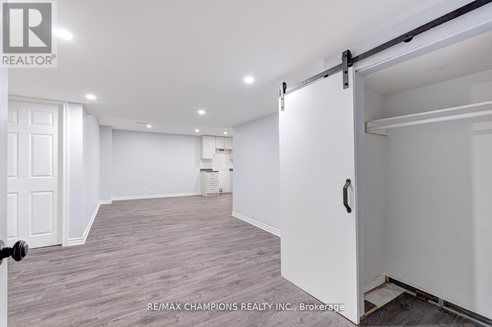 20 BELL STREET, Barrie (Ardagh), Ontario, L4N0J2 — Photo 24