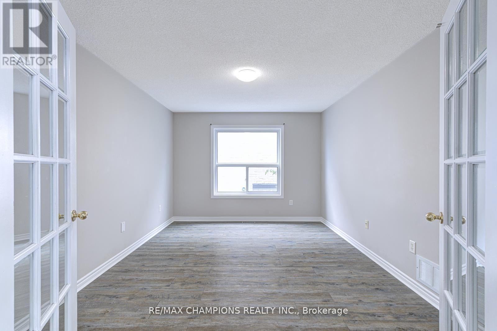 20 BELL STREET, Barrie (Ardagh), Ontario, L4N0J2 — Photo 27