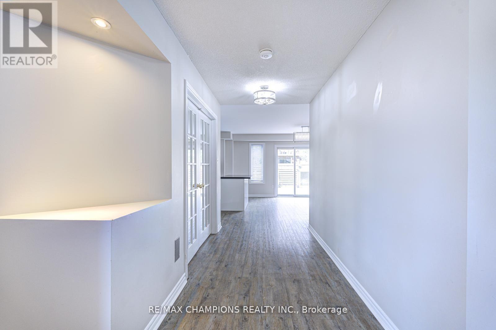 20 BELL STREET, Barrie (Ardagh), Ontario, L4N0J2 — Photo 37