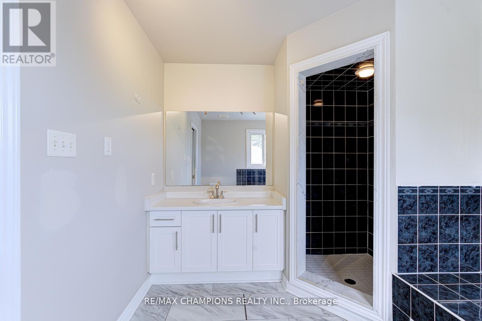 20 BELL STREET, Barrie (Ardagh), Ontario, L4N0J2 — Photo 38