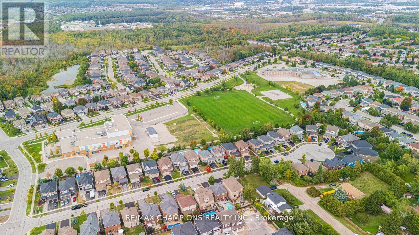 20 BELL STREET, Barrie (Ardagh), Ontario, L4N0J2 — Photo 4