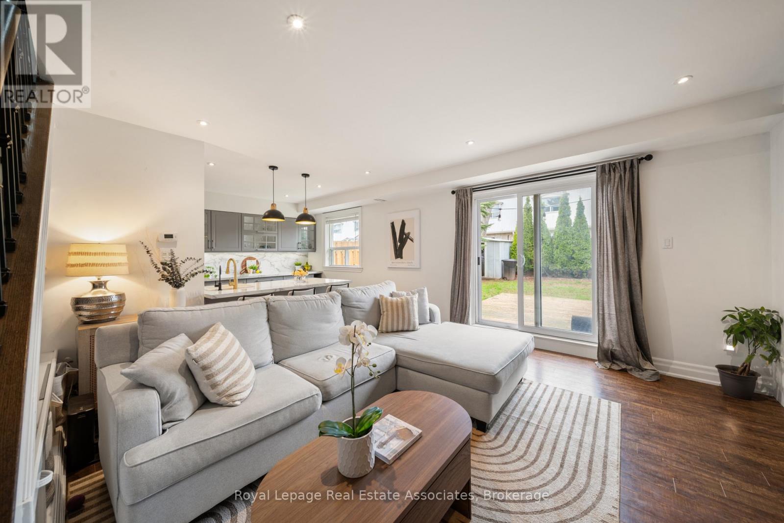 4 - 469 CLARIDGE ROAD, Burlington (Roseland), Ontario, L7N2S1 — Photo 3