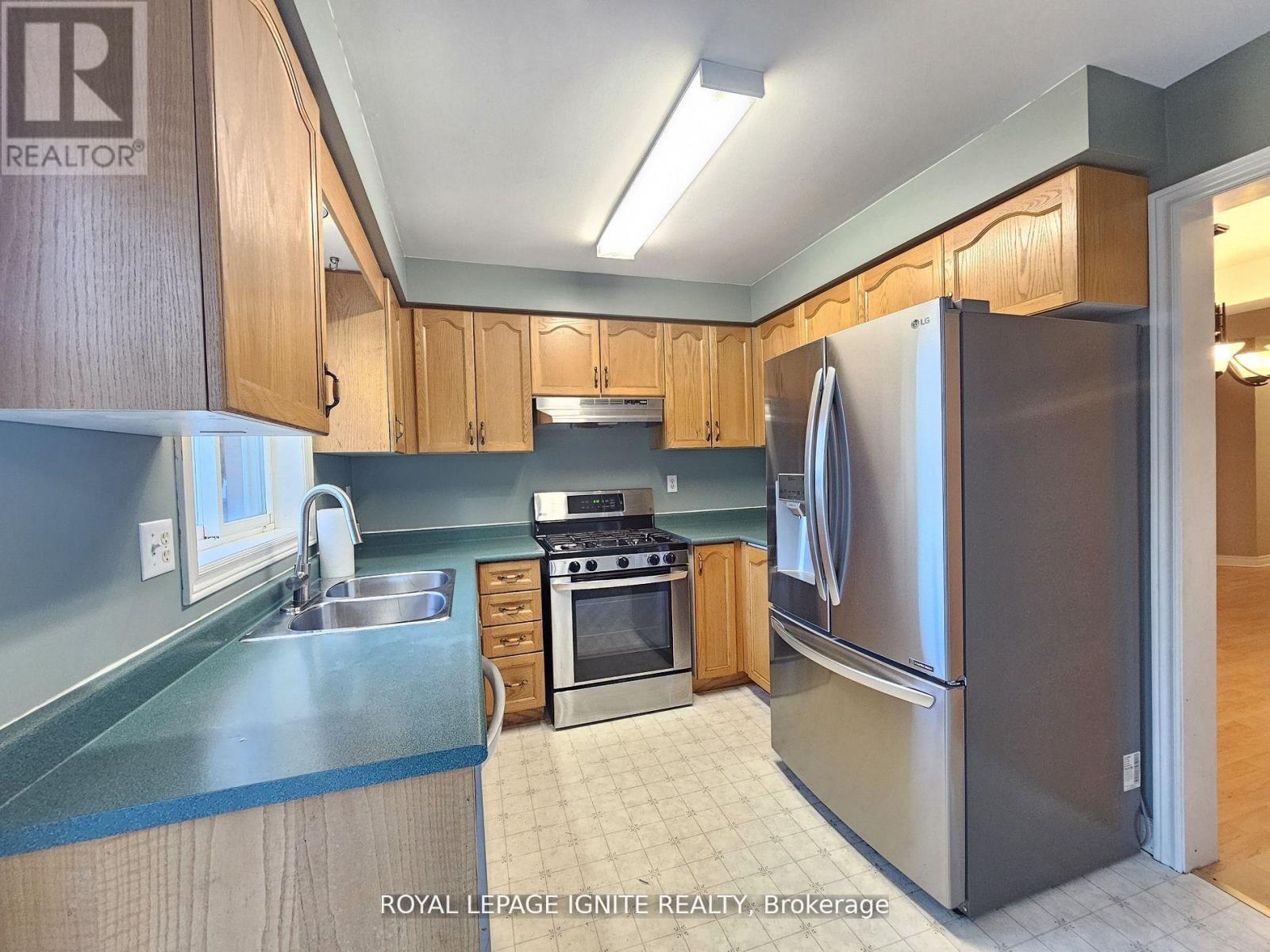 60 PRESSED BRICK DRIVE, Brampton (Brampton North), Ontario, L6V4K3 — Photo 5