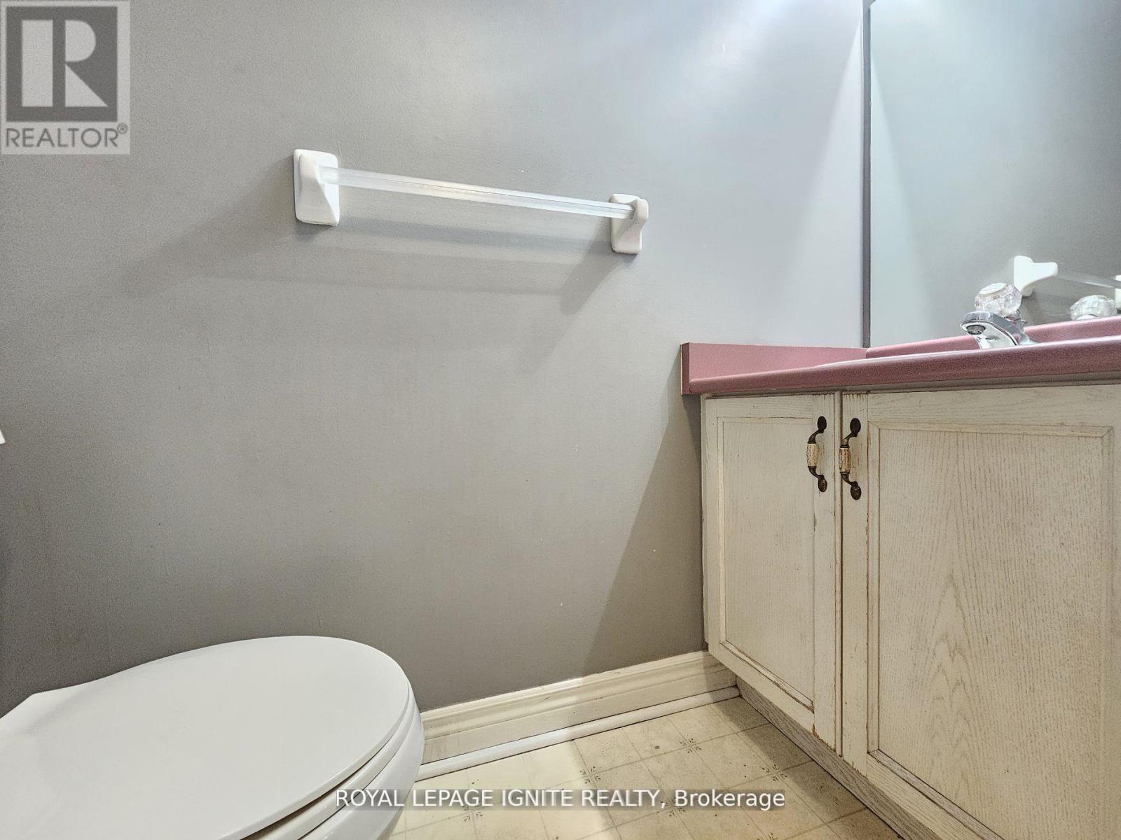 60 PRESSED BRICK DRIVE, Brampton (Brampton North), Ontario, L6V4K3 — Photo 8