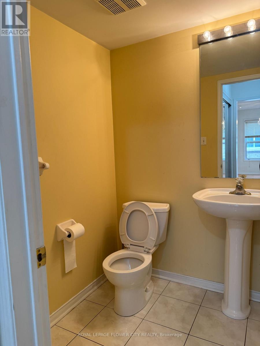 UPPER - 58 BRENTCLIFF DRIVE, Brampton (Fletcher's Meadow), Ontario, L7A2N2 — Photo 11