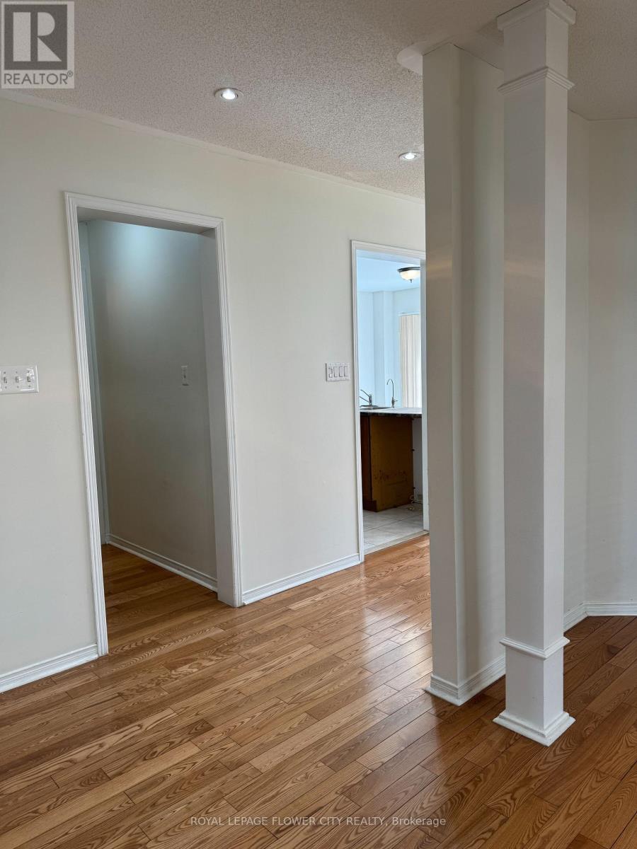 UPPER - 58 BRENTCLIFF DRIVE, Brampton (Fletcher's Meadow), Ontario, L7A2N2 — Photo 18