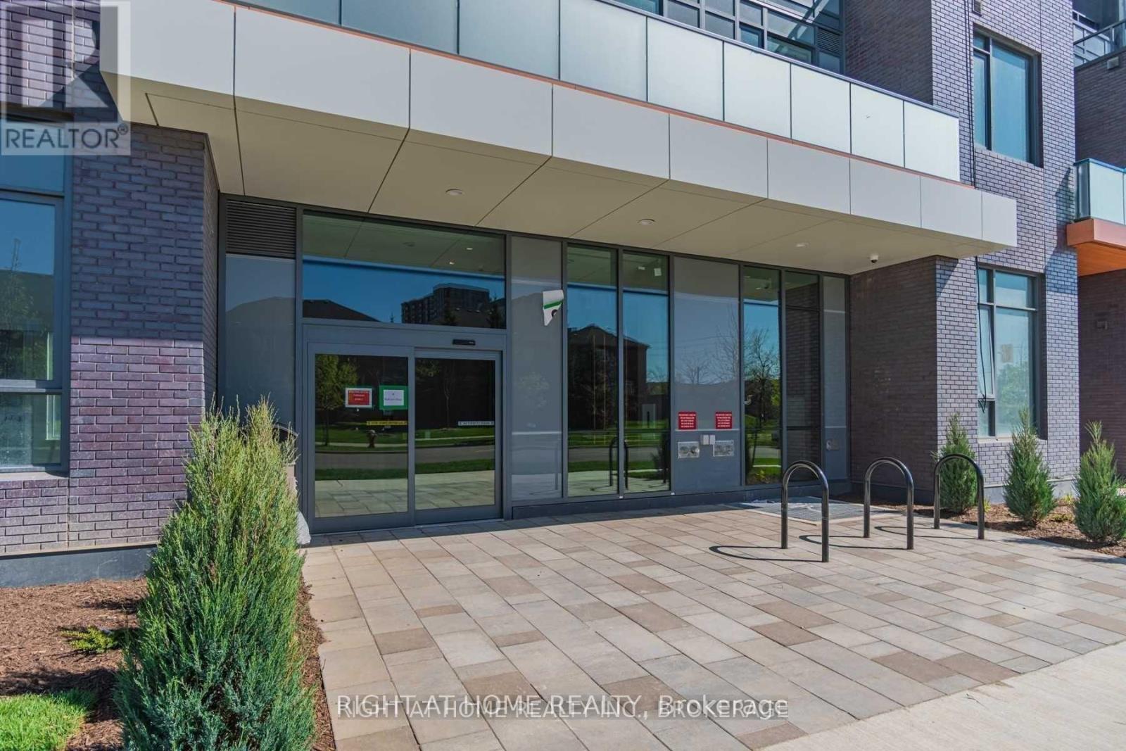 2418 - 8 NAHANI WAY, Mississauga (Hurontario), Ontario, L4Z4J8 — Photo 2