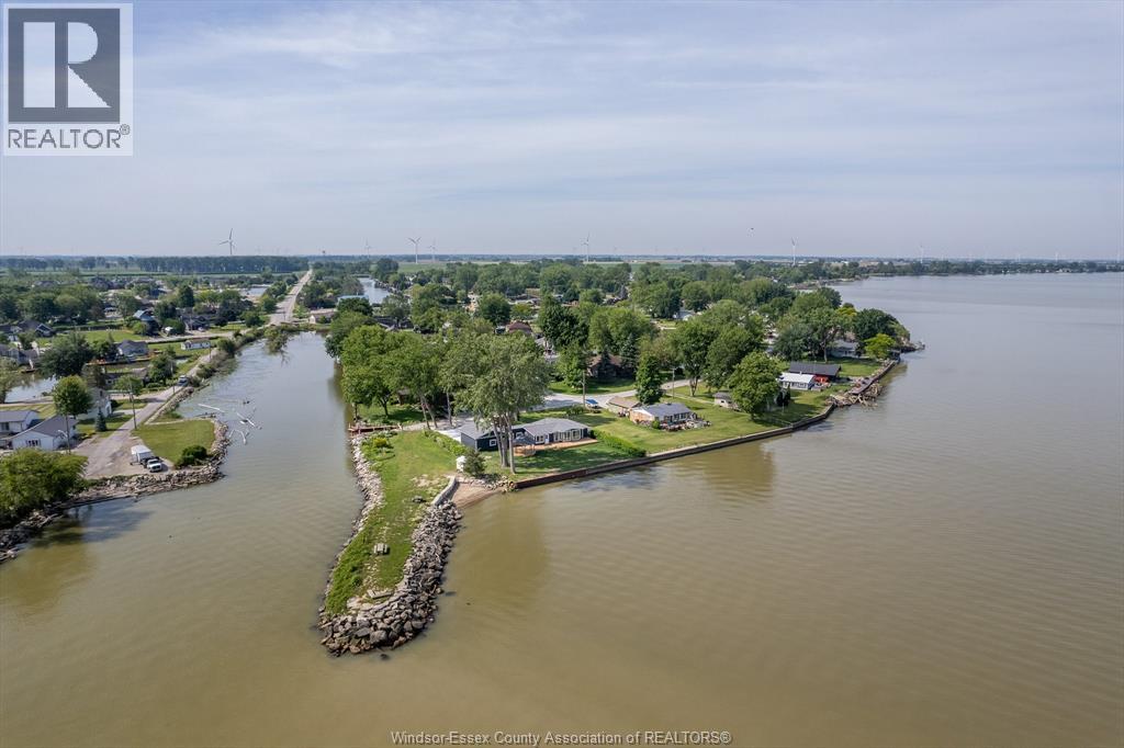 75 ISLAND, Lighthouse Cove, Ontario, N0P2L0 — Photo 2