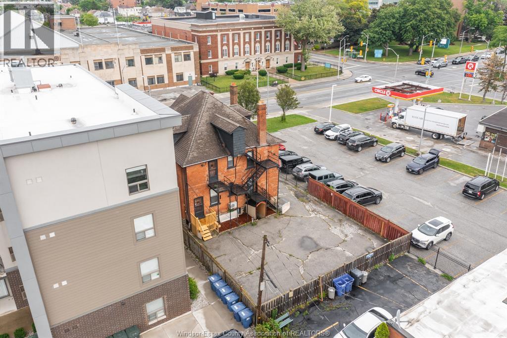 961 OUELLETTE AVENUE Unit# 2, Windsor, Ontario, N9A4J5 — Photo 10