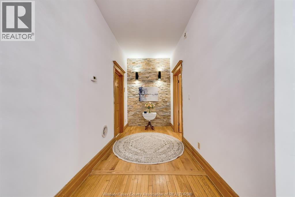 961 OUELLETTE AVENUE Unit# 2, Windsor, Ontario, N9A4J5 — Photo 30