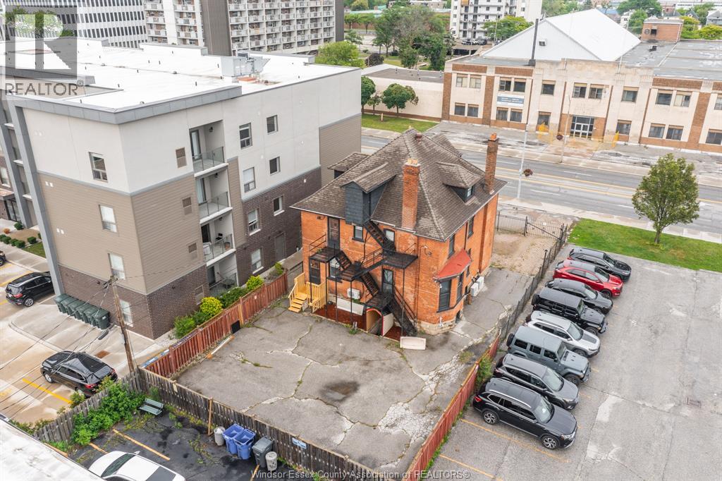 961 OUELLETTE AVENUE Unit# 2, Windsor, Ontario, N9A4J5 — Photo 43