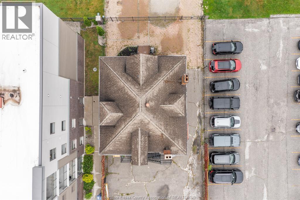 961 OUELLETTE AVENUE Unit# 2, Windsor, Ontario, N9A4J5 — Photo 48