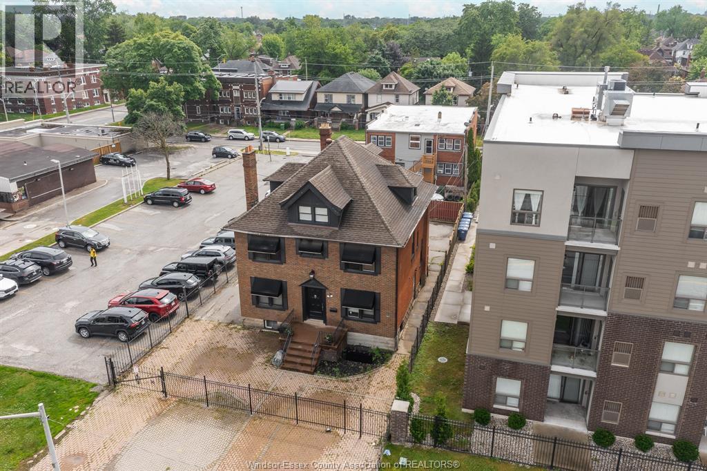 961 OUELLETTE AVENUE Unit# 2, Windsor, Ontario, N9A4J5 — Photo 9