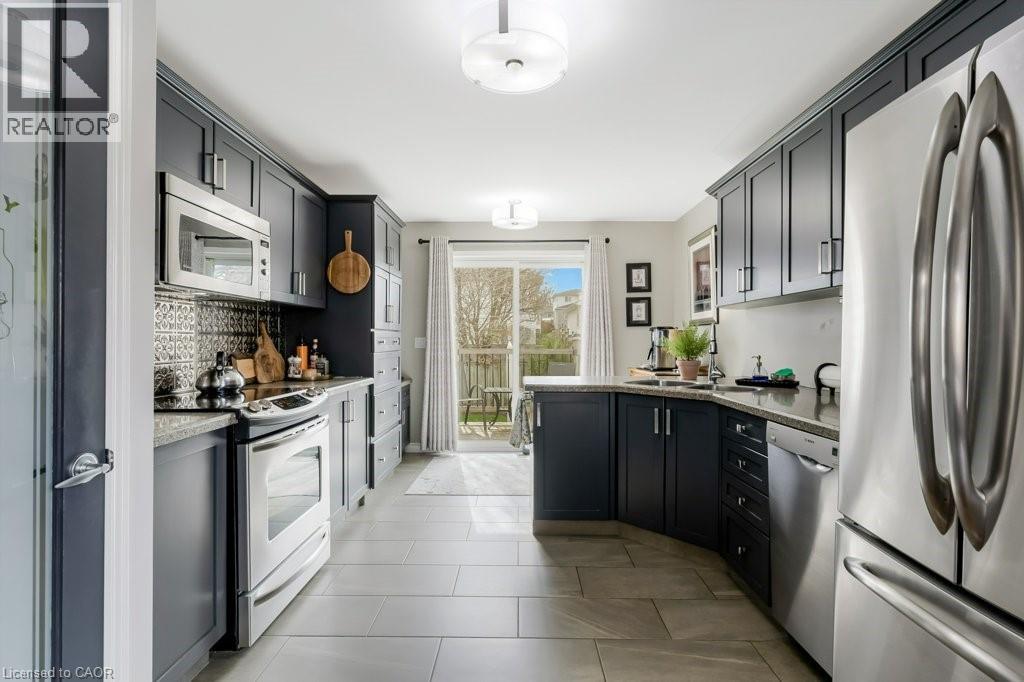 56 DAWN Crescent, Cambridge, Ontario, N3C4A9 — Photo 11