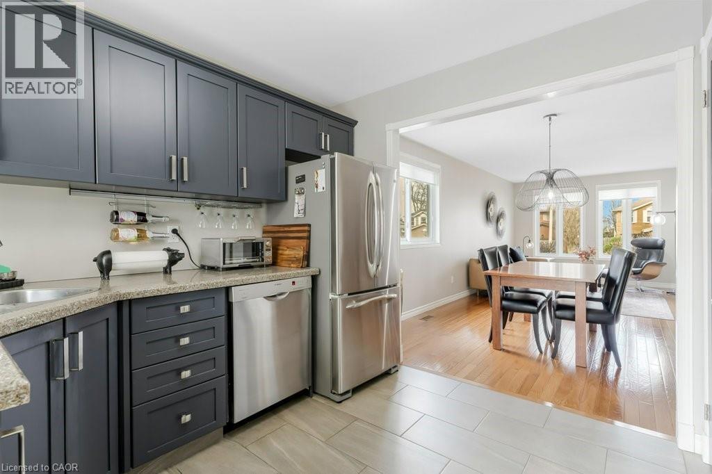 56 DAWN Crescent, Cambridge, Ontario, N3C4A9 — Photo 12