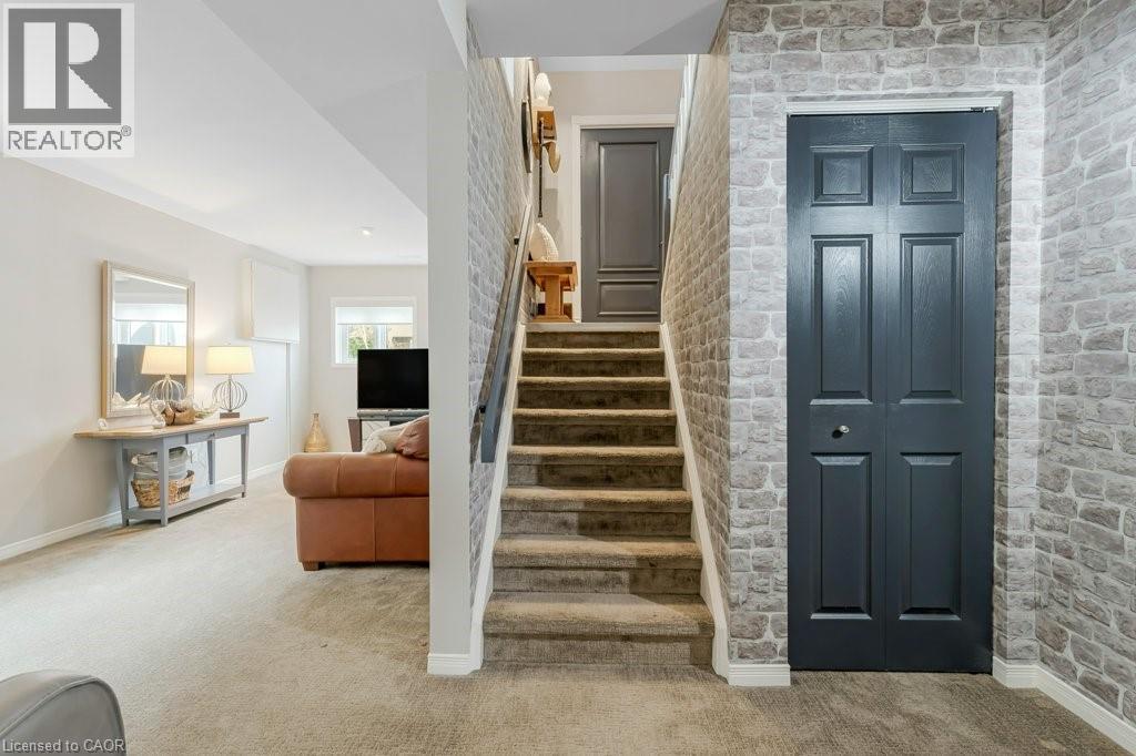 56 DAWN Crescent, Cambridge, Ontario, N3C4A9 — Photo 23