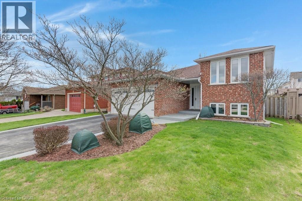 56 DAWN Crescent, Cambridge, Ontario, N3C4A9 — Photo 33