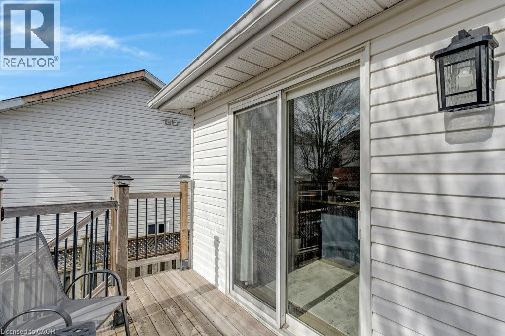 56 DAWN Crescent, Cambridge, Ontario, N3C4A9 — Photo 35