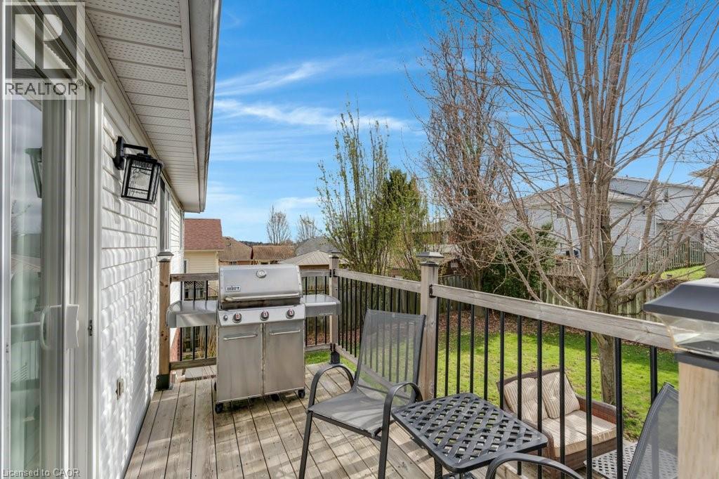 56 DAWN Crescent, Cambridge, Ontario, N3C4A9 — Photo 36