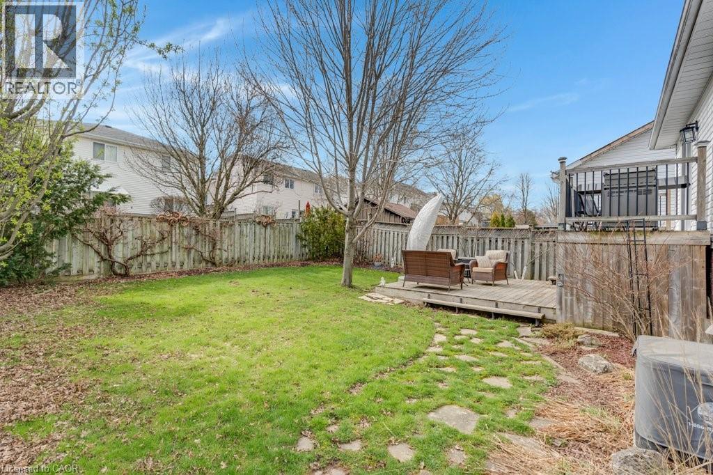 56 DAWN Crescent, Cambridge, Ontario, N3C4A9 — Photo 39