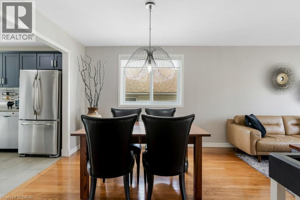 56 DAWN Crescent, Cambridge, Ontario, N3C4A9 — Photo 6