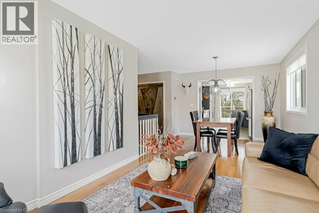 56 DAWN Crescent, Cambridge, Ontario, N3C4A9 — Photo 7