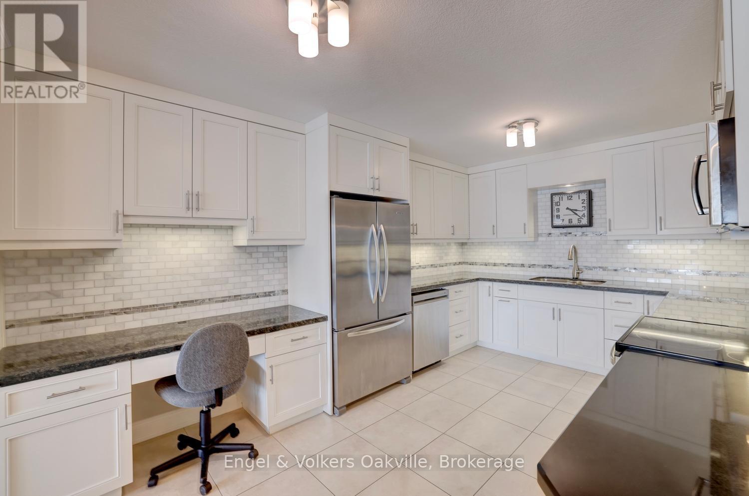 205 - 2180 MARINE DRIVE, Oakville (BR Bronte), Ontario, L6L5V2 — Photo 13