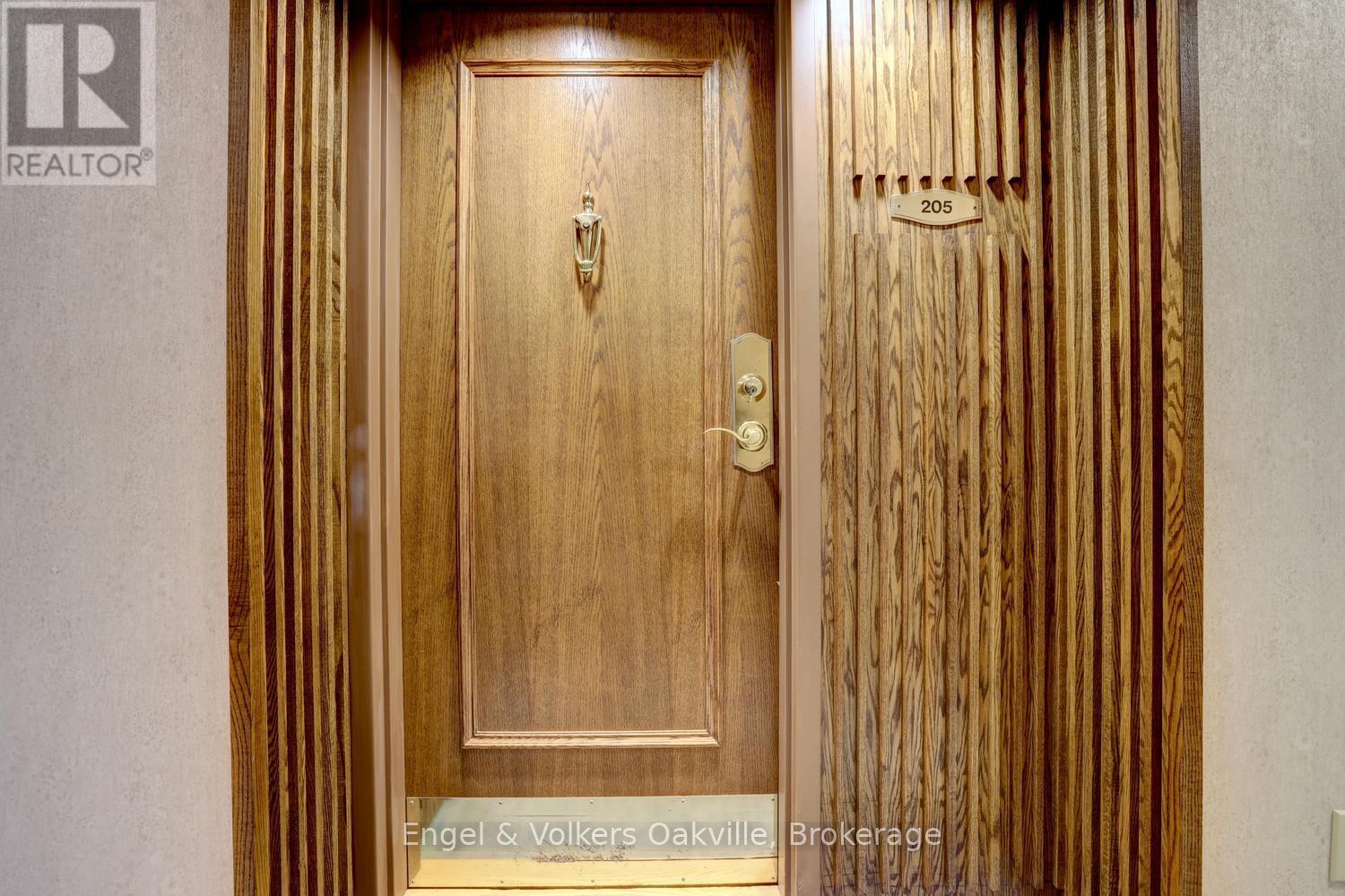 205 - 2180 MARINE DRIVE, Oakville (BR Bronte), Ontario, L6L5V2 — Photo 6