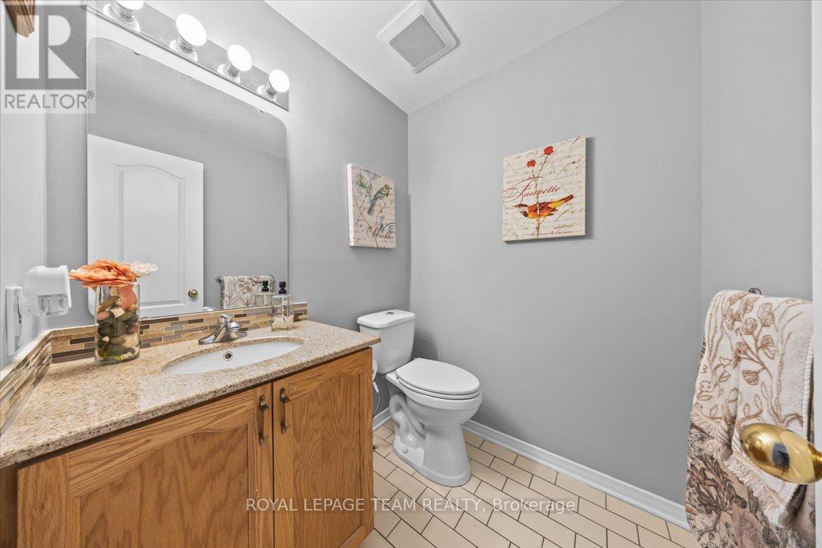 8 CROWNRIDGE DRIVE, Ottawa, Ontario, K2M2M8 — Photo 5