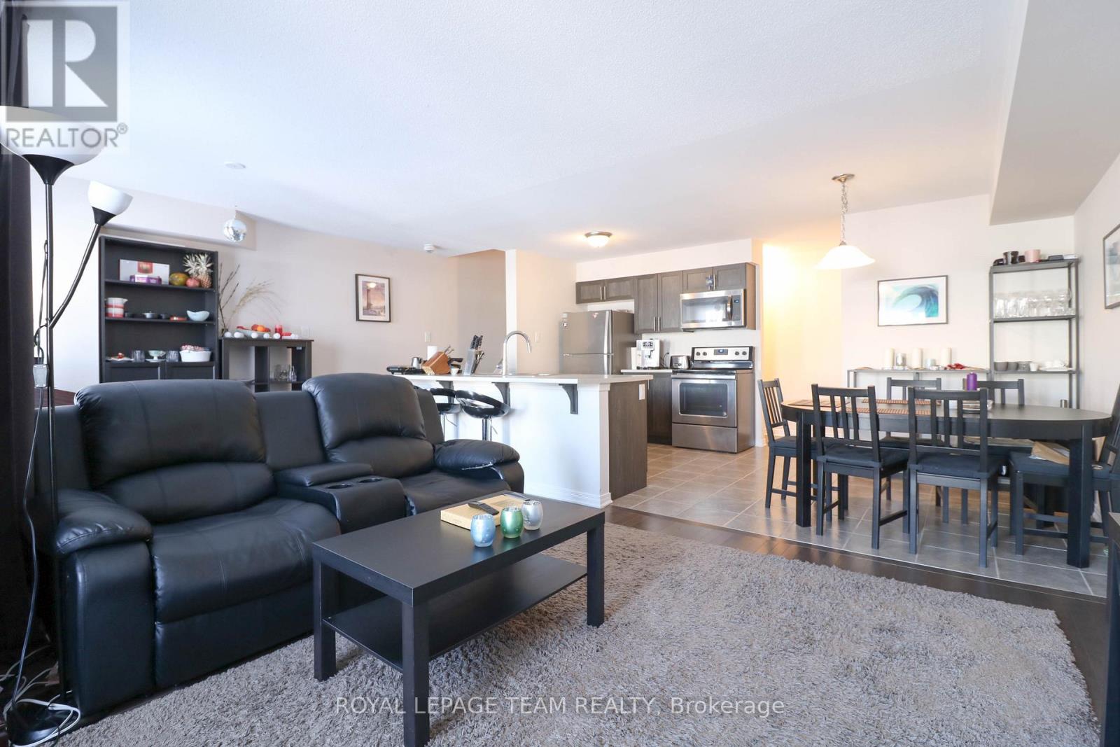 514 RADIANT PRIVATE, Ottawa, Ontario, K2M0M9 — Photo 3