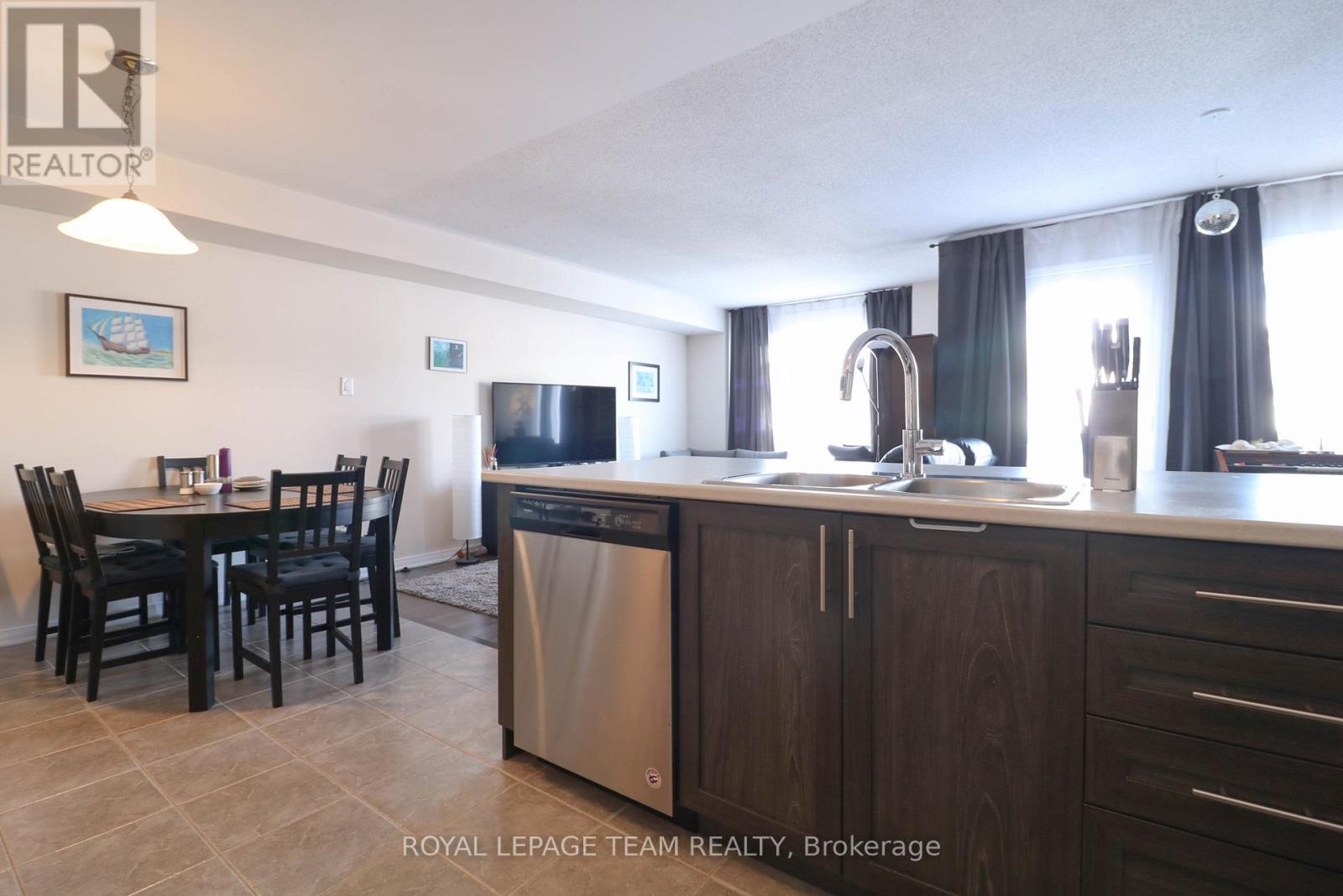 514 RADIANT PRIVATE, Ottawa, Ontario, K2M0M9 — Photo 6