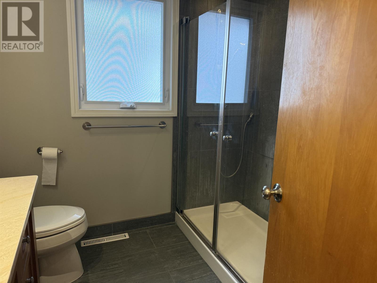 2214 Arthur St E, Thunder Bay, Ontario, P7E5P1 — Photo 21