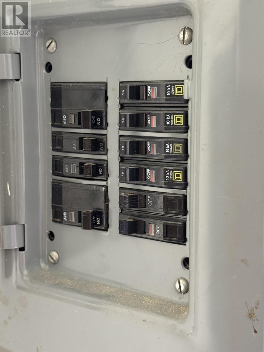 2214 Arthur St E, Thunder Bay, Ontario, P7E5P1 — Photo 5