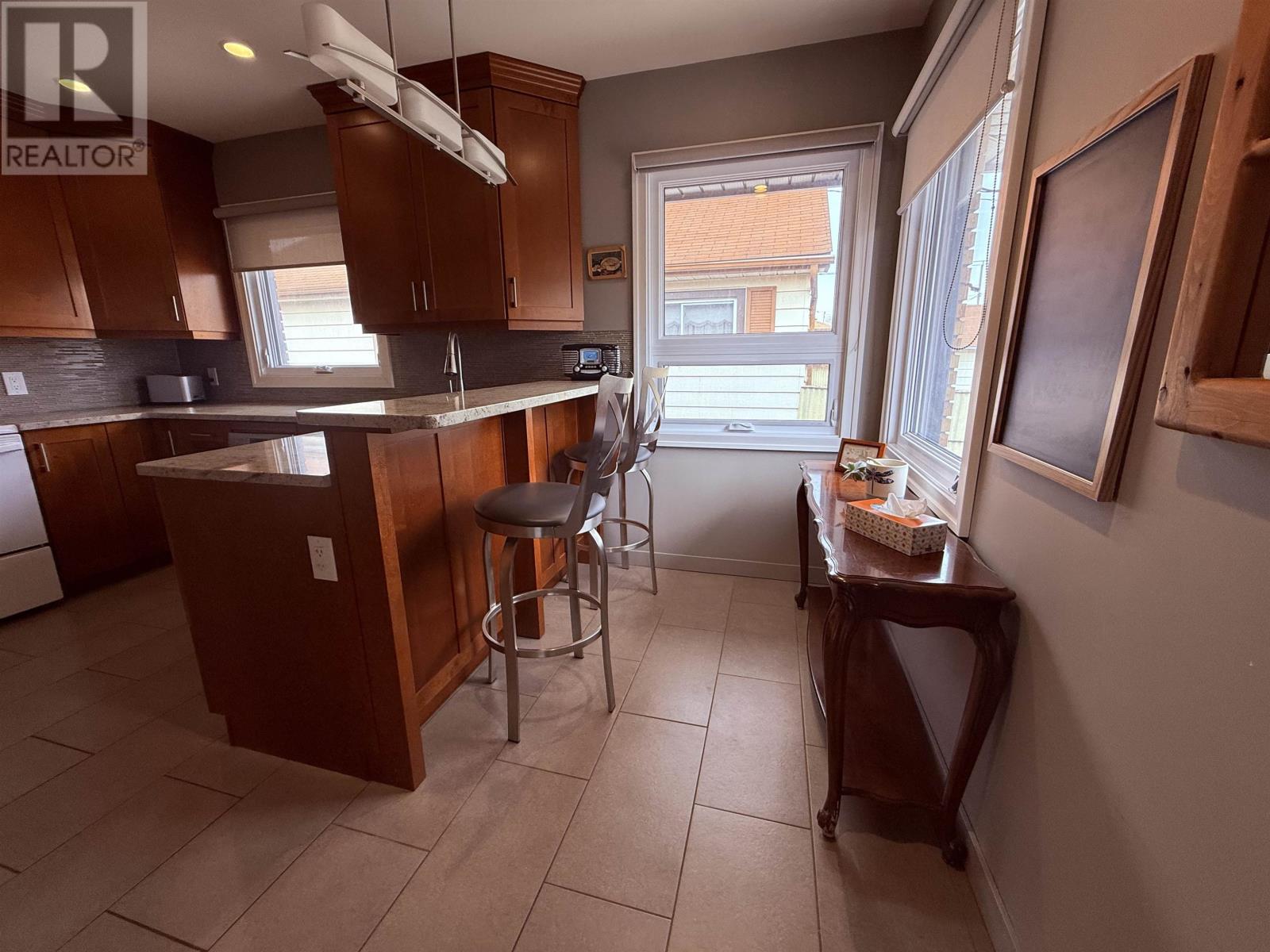 2214 Arthur St E, Thunder Bay, Ontario, P7E5P1 — Photo 9