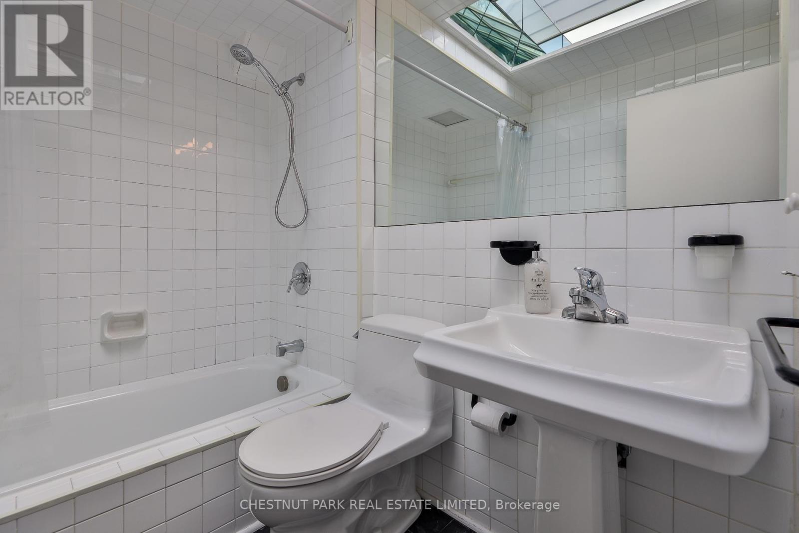 94 ALCINA AVENUE, Toronto (Wychwood), Ontario, M6G2E8 — Photo 20