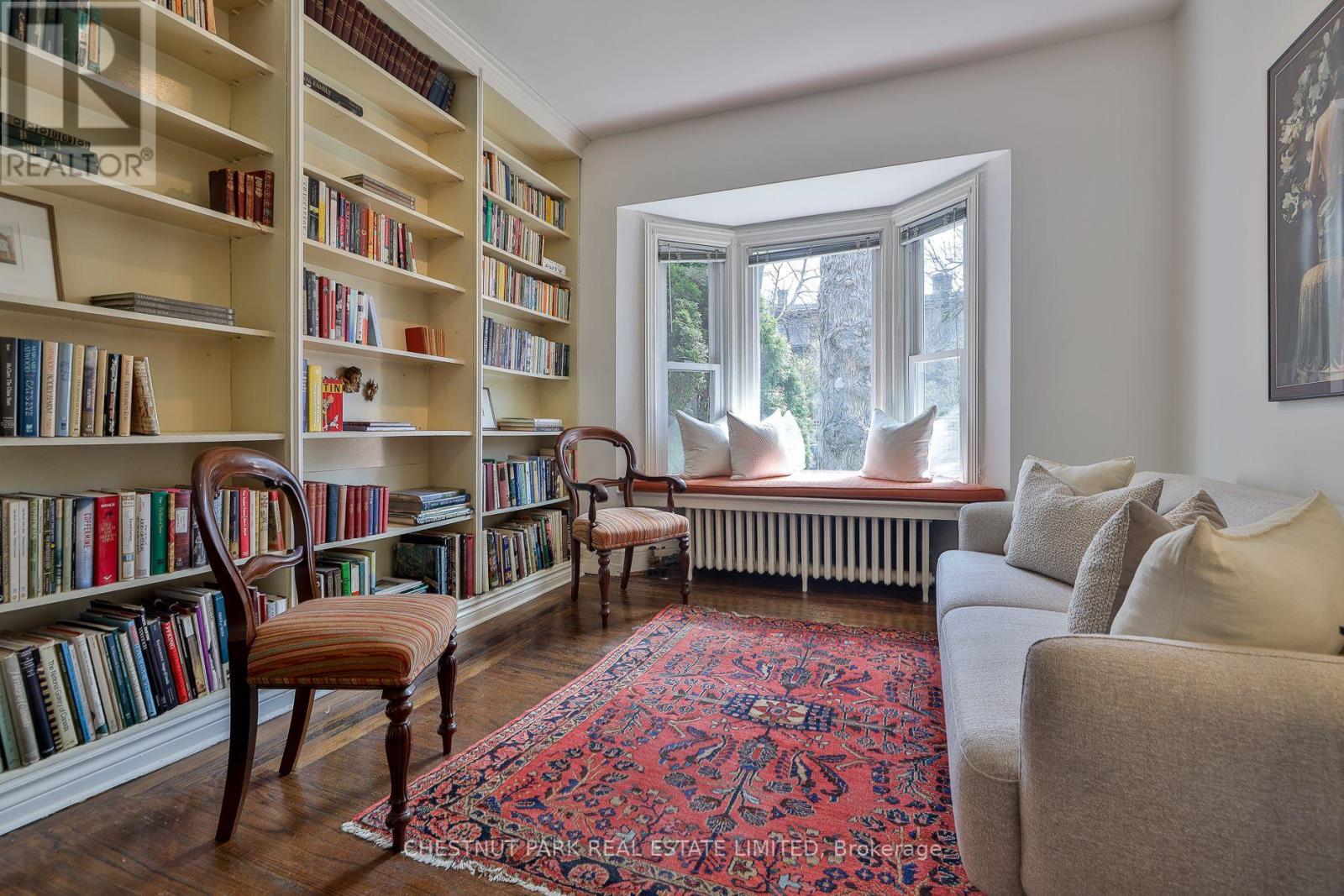 94 ALCINA AVENUE, Toronto (Wychwood), Ontario, M6G2E8 — Photo 5