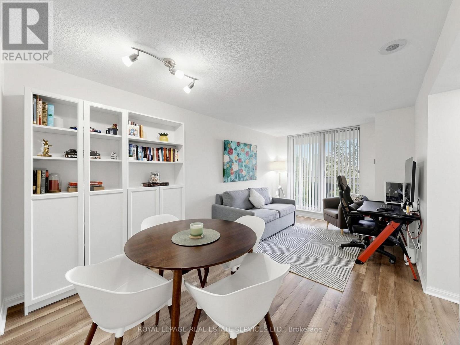 203 - 398 EGLINTON AVENUE, Toronto (Mount Pleasant East), Ontario, M4P3H8 — Photo 16